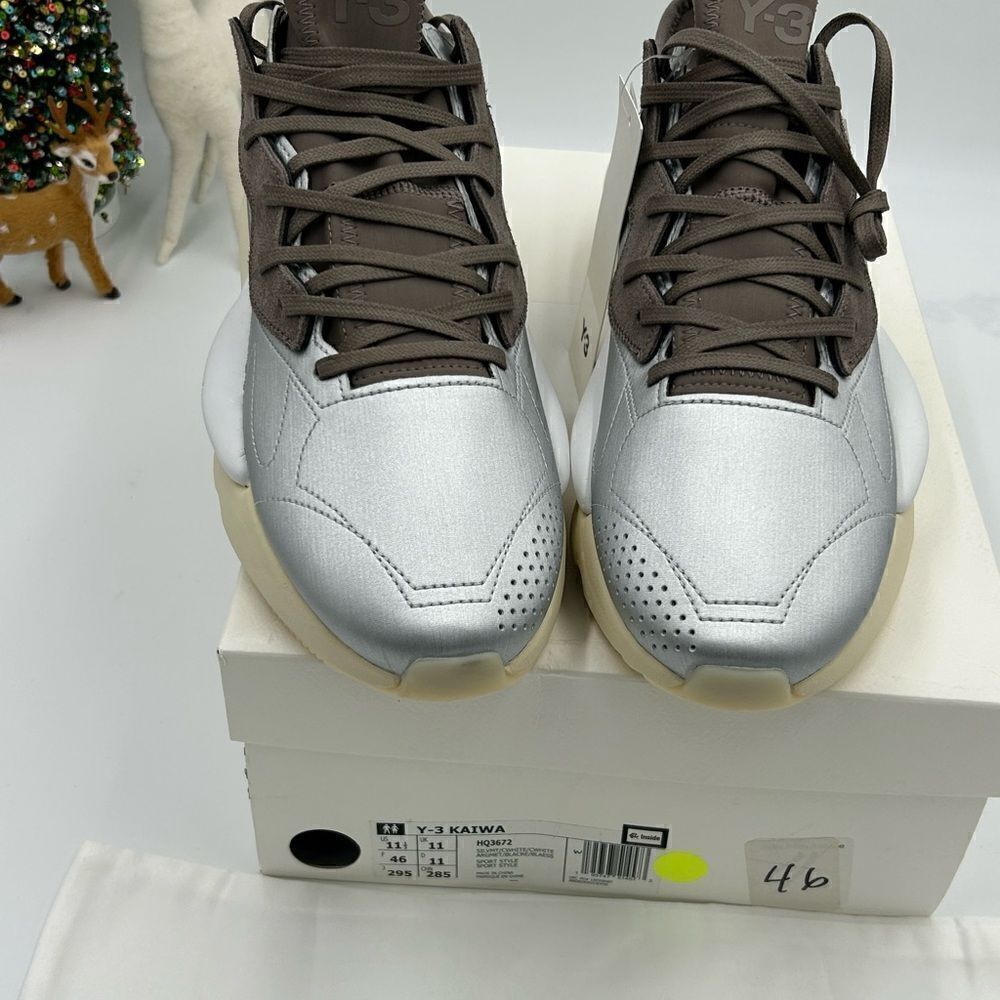 Men’s Adidas Y – 3 kaiwa silver metallic sneaker size 11.5 US - Picture 4 of 12